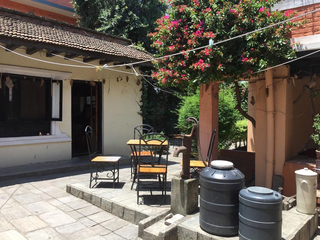 Krishna House Bed & Breakfast Bhaktapur Ngoại thất bức ảnh